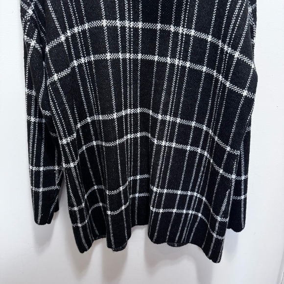 Pennington's Black & White Windowpane Open Front Hooded Cardigan Sweater Size 1x - Picture 8 of 9